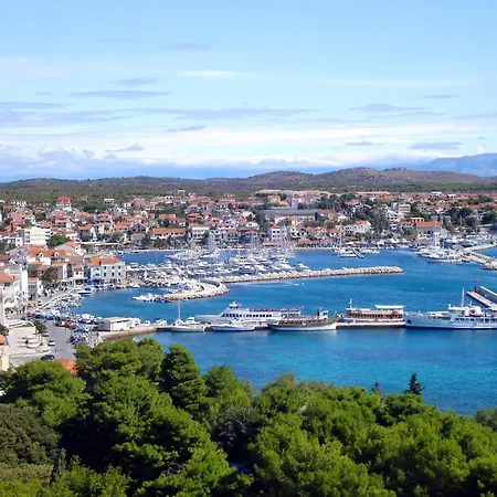 With A Parking Space - 5890 *