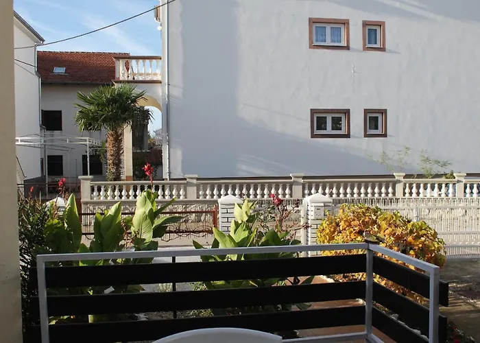 Apartments With A Parking Space Vodice - 5890 *