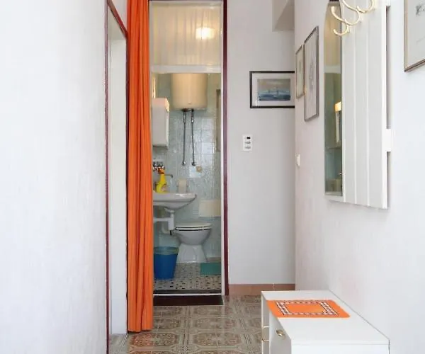 Apartments With A Parking Space Vodice - 5890 Apartman *